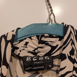 BCBG Paris Black and Cream Patterned Top